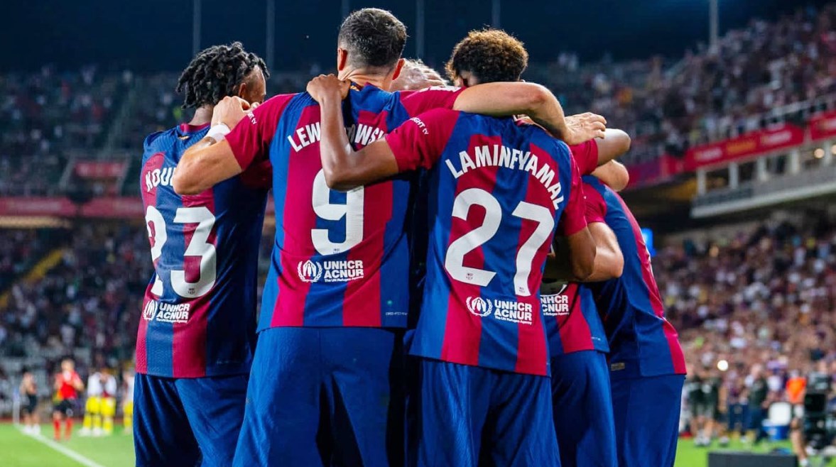 برشلونة يفوز على بوروسيا دورتموند بثلاثة أهداف مقابل هدفين