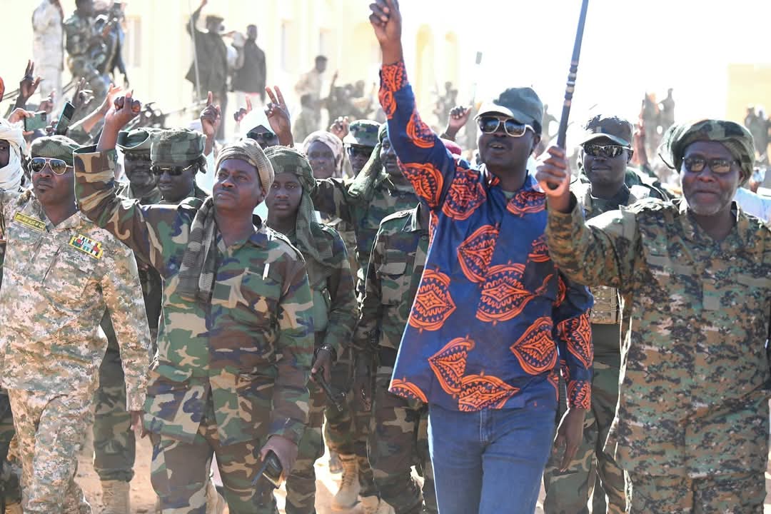 المشرف العام للقوة المشتركة يدشن متحرك محور الدبة