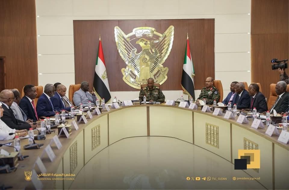 برئاسة الفريق البرهان- مجلسا السيادة والوزراء يجيزان الموازنة العامة للدولة