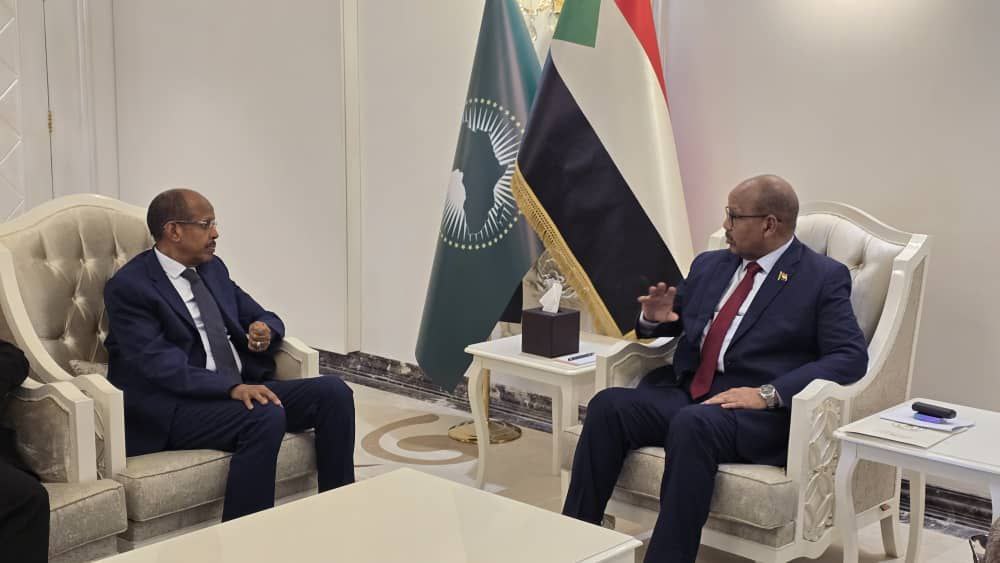 تصريحات تُربك الحسابات: هل بدأ الاتحاد الإفريقي في تغيير مواقفه تجاه السودان؟