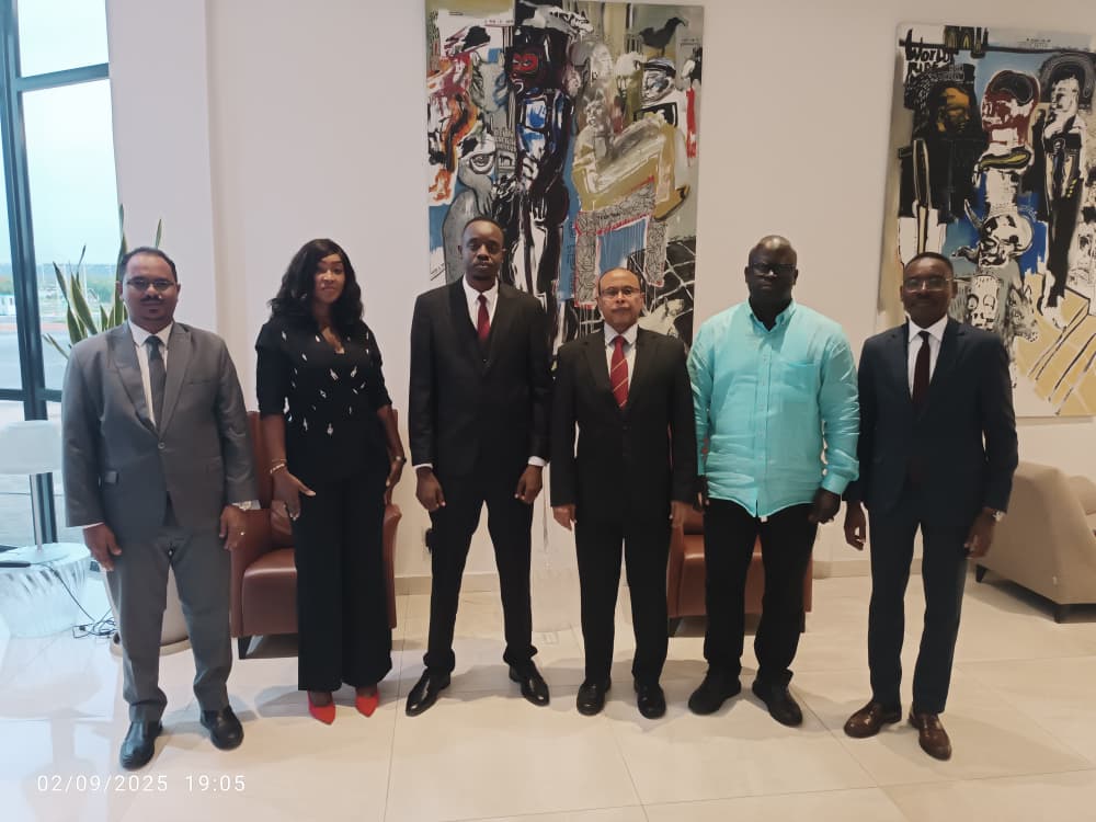 وصول نائب رئيس الاتحاد السوداني ورئيس بعثة المنتخب إلى داكار