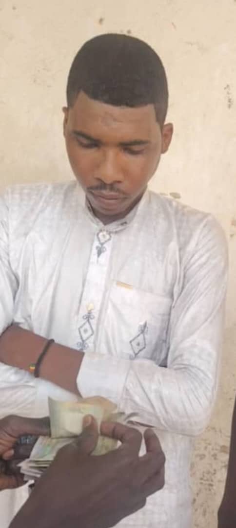 عاجل هروب قيادات من مليشيا الدعم السريع إلى تشاد واحتجاز (أبو الجود المسيري) وثلاثة آخرين في دار سيلا