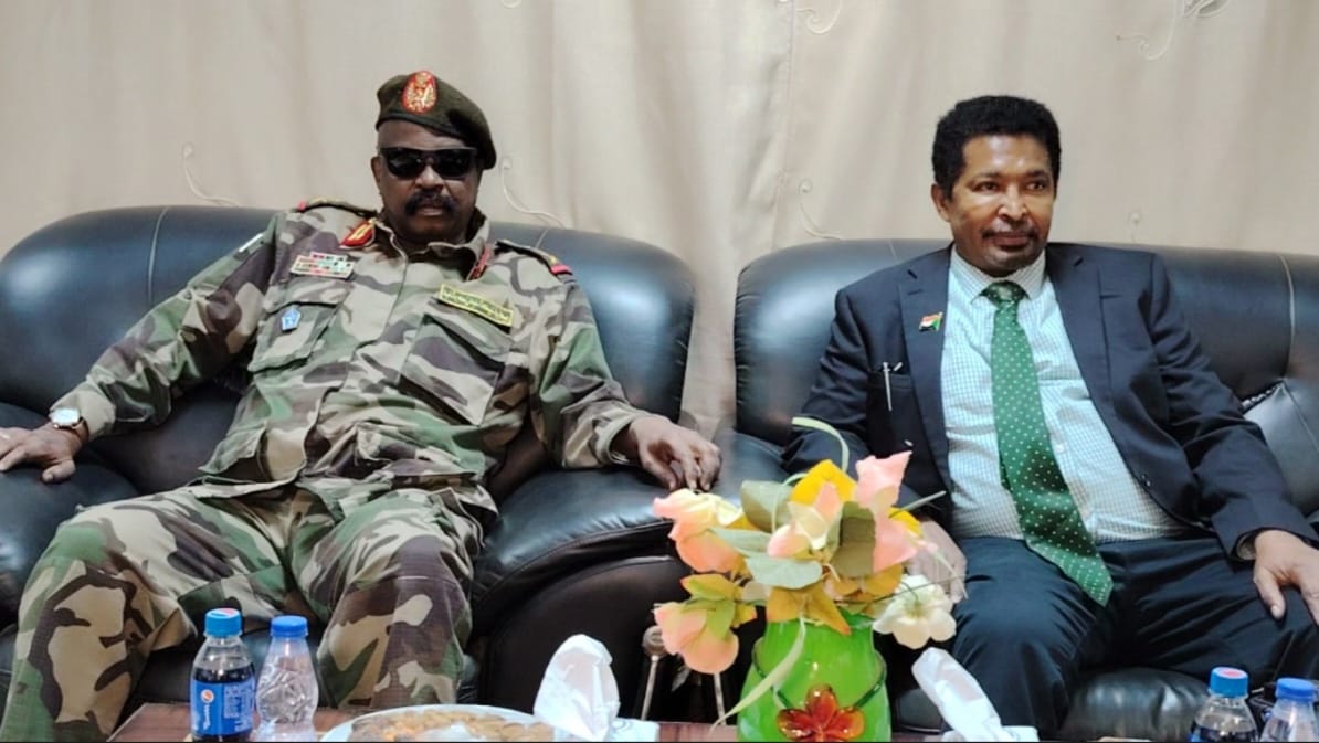 التقي والي الشمالية المنصوري يطلع علي الأحوال الامنية