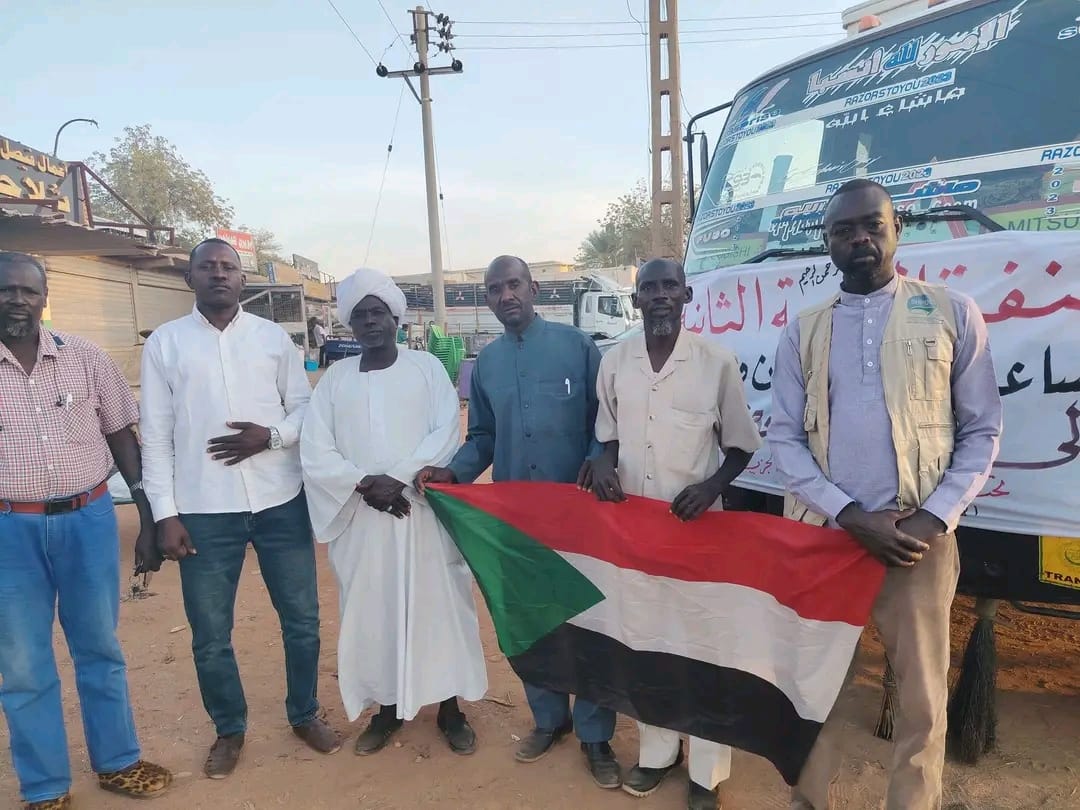 تدشين قافلة مساعدات إنسانية من ولاية الجزيرة لدعم نازحي الفاشر بمعسكر العفاض